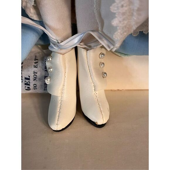 Suzanne Gibson "Gay 90's" Mother & Family Limited Edition Doll Set Original Box - Picture 11 of 16